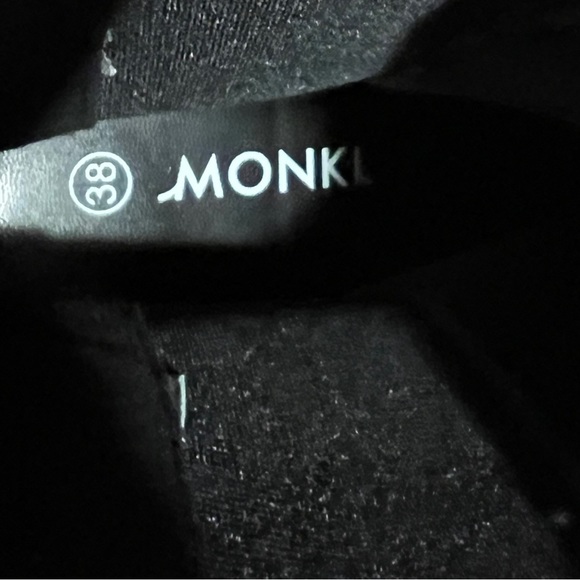 NWOT Monki Women’s faux snakeskin ankle boots 7.5 - Picture 12 of 16